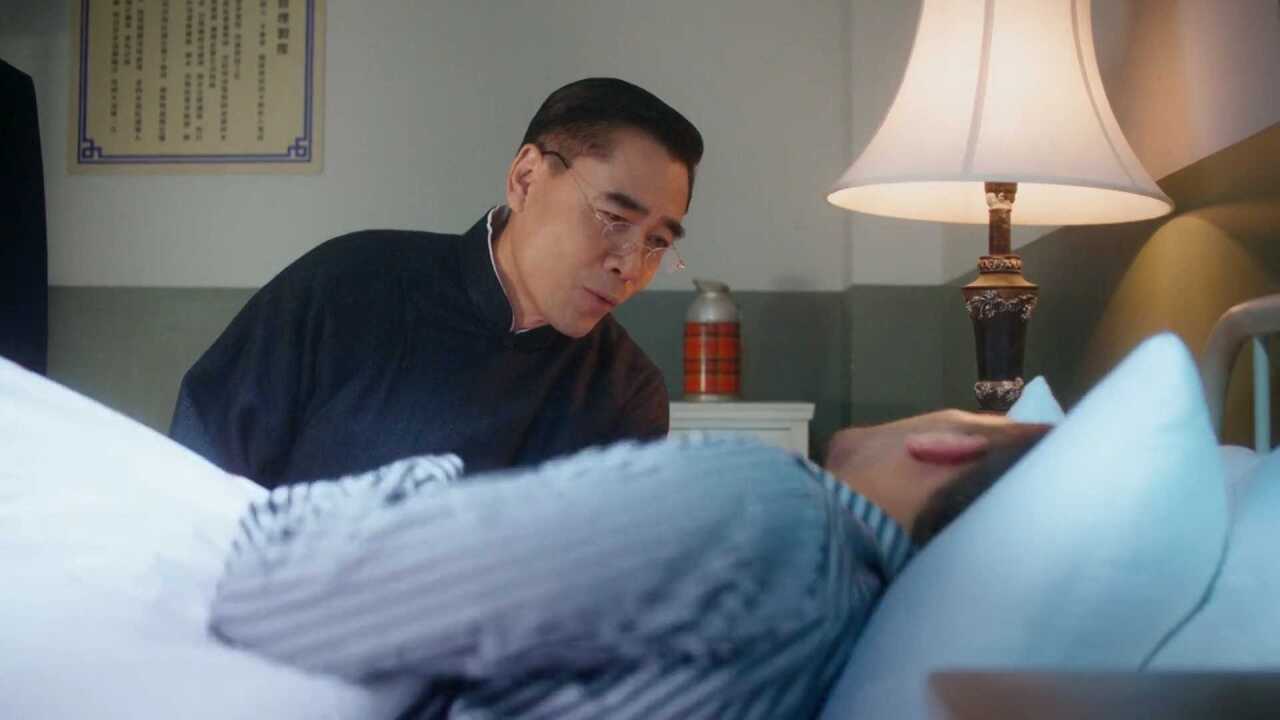《老中医》cut连连看_《老中医》第24集01:这两外国人也太心急了吧!比赛还没结束就开始庆祝了_电视剧_高清完整版视频在线观看_腾讯视频