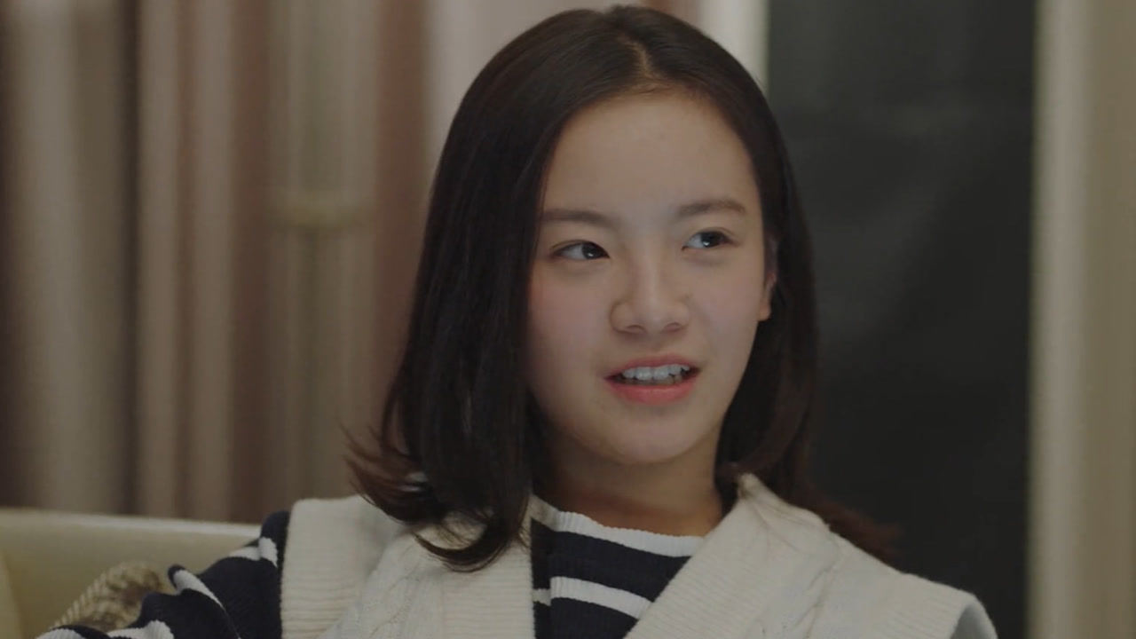 《小欢喜》第二十集02:方一凡拉小伙伴一起喝酒,还让表弟也一起喝