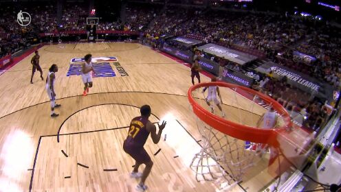 《NBA全场集锦》托马斯不看人妙传贯穿防线 卡本盖莱原地起飞双手重扣