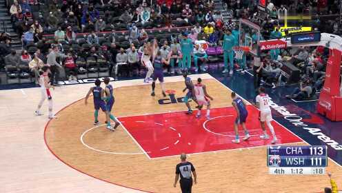 《NBA全场集锦》【原声】黄蜂121-124奇才 库兹马36分末段发威擒黄蜂