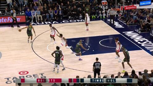 《NBA全场集锦》VVIP看球位！爱德华兹全程叉腰 一动不动旁观队友进攻