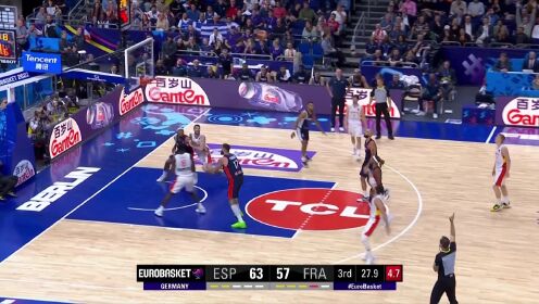 《FIBA》家有一老如有一宝 费尔南德斯晃飞防守三分一发入魂
