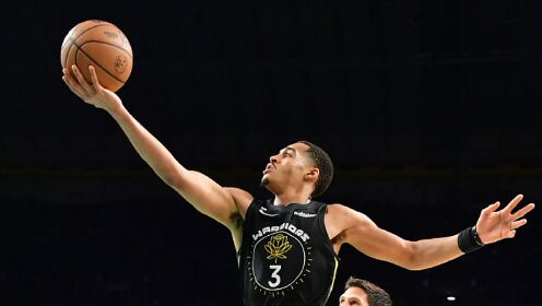 《圣安东尼奥马刺》【球星】普尔vs马刺集锦 砍下25分3篮板6助攻表现亮眼