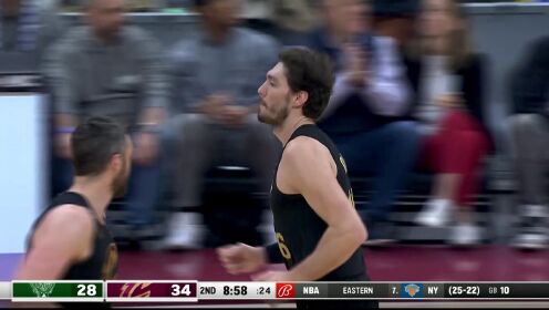 《NBA骑士》连续发难冲击篮下 奥斯曼势不可挡突破上篮连拿4分