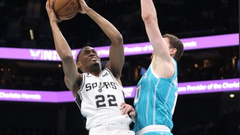 《NBA全场集锦》【球星】布兰纳姆vs黄蜂集锦 投篮14中10展现高效进攻无力回天