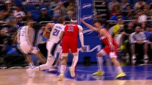 《NBA全场集锦》实现比分反超！瓦格纳连续暴扣肆虐篮筐