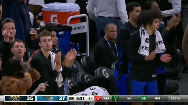 掘金vs魔术五佳球 约老师不看人妙传雷吉三分球进灯亮