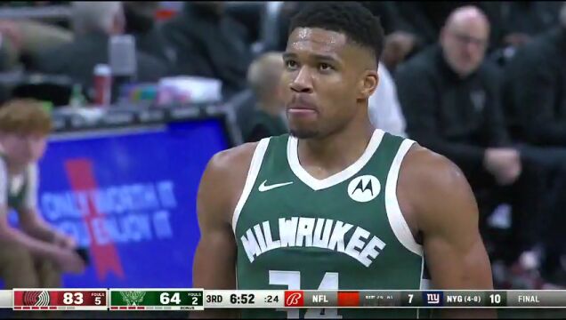 NBA常规赛：开拓者vs雄鹿第3节中文解说回放