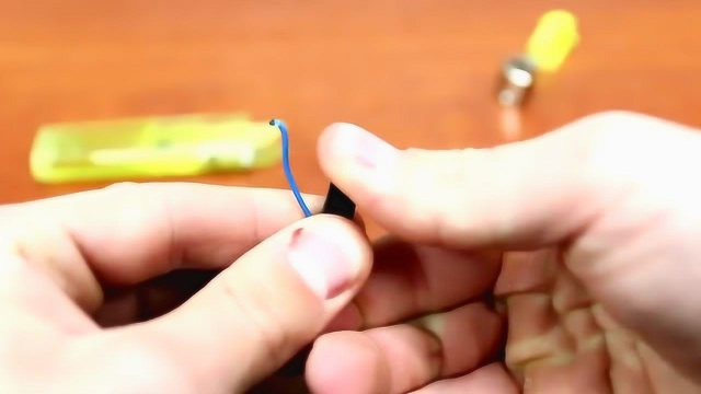 打火机电击器可以这样玩超级炫酷