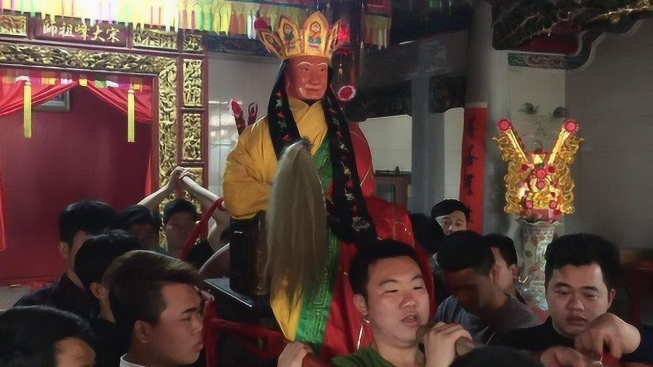 惠来溪西镇西湖黄村宋大峰祖师出游