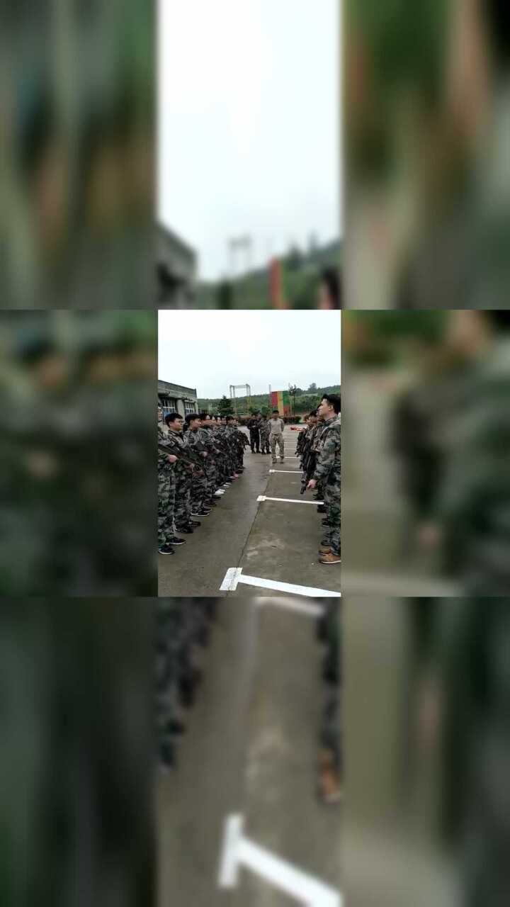 立正稍息向右看齐_高清1080P在线观看平台_腾讯视频