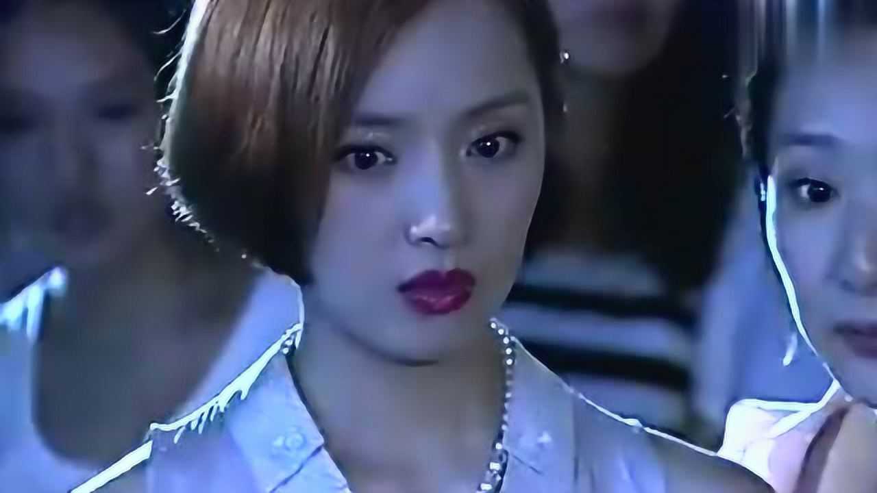 《特警力量》小雅在酒吧玩,结果被流氓堵住调戏,熊三带人解围!