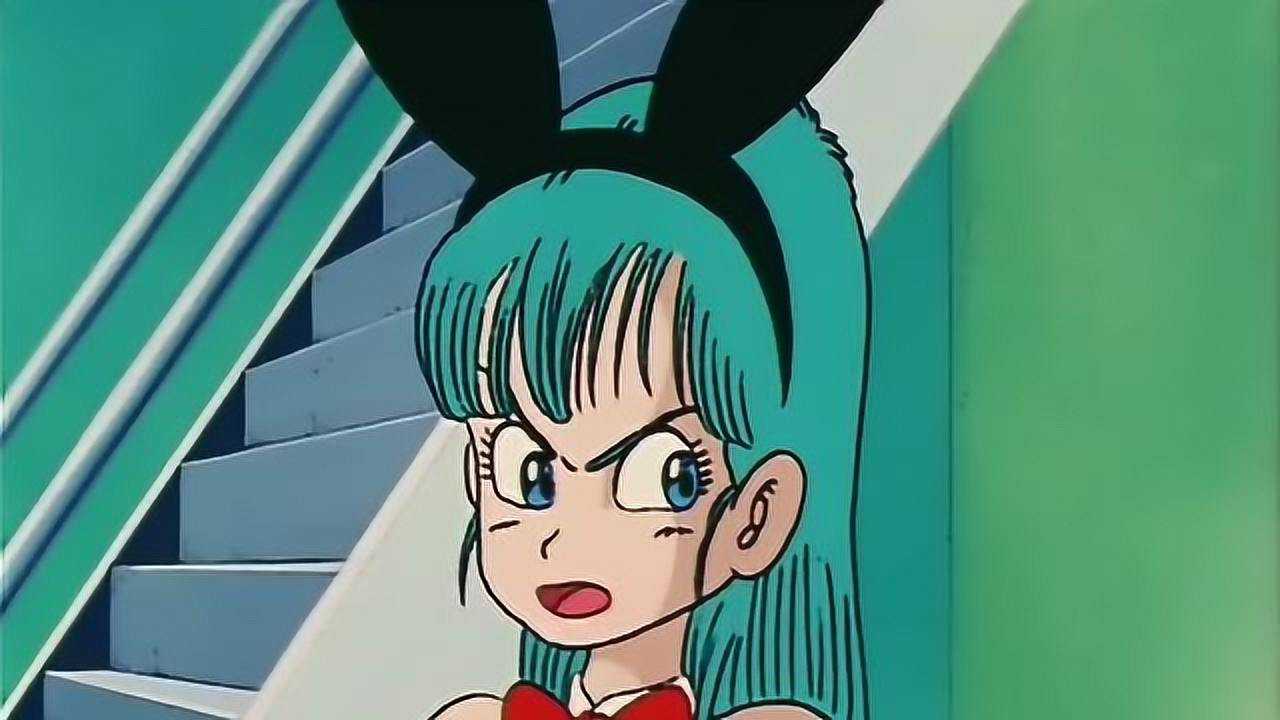 龙珠布玛穿这件衣服真漂亮很像兔女郎