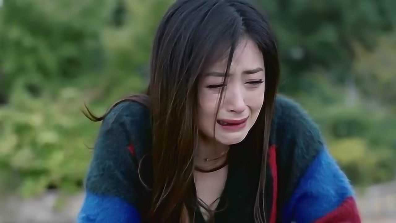 欢乐颂樊胜美终于放下心防对着江河大哭姐妹们一旁看着都心疼