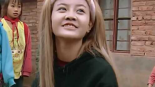 节 目:变形计第11季上传者:变形计时 间:2015-04-13冯爸探望韩安冉送