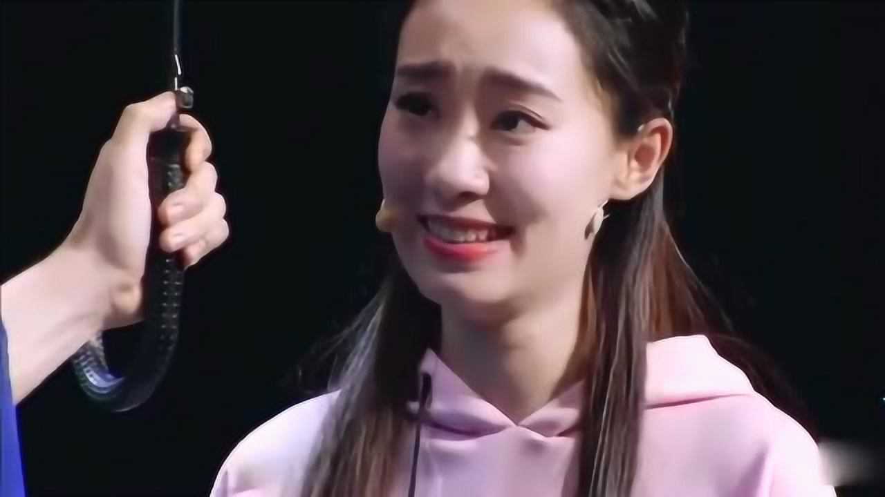 王仁君和张小斐共同演绎话剧果然有情人终成眷属