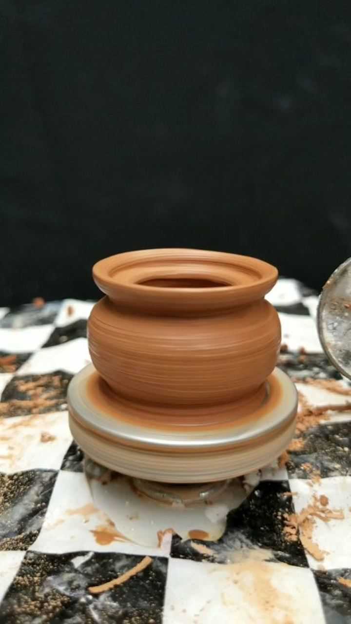 传统制作陶瓷的步骤是这样子的_高清