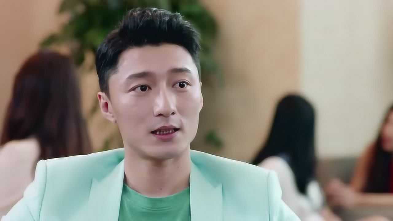 温暖的弦小潘总是要露出爪牙么是不是有点为时过早啊