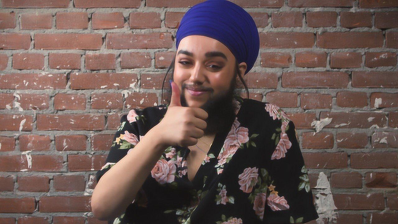 被欺凌多年后!大胡子少女决定接受自己