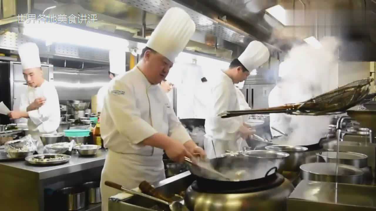 实拍7点左右饭店后厨,传菜和厨师都忙不停,以后再也不催菜了_高清1080P在线观看平台_腾讯视频