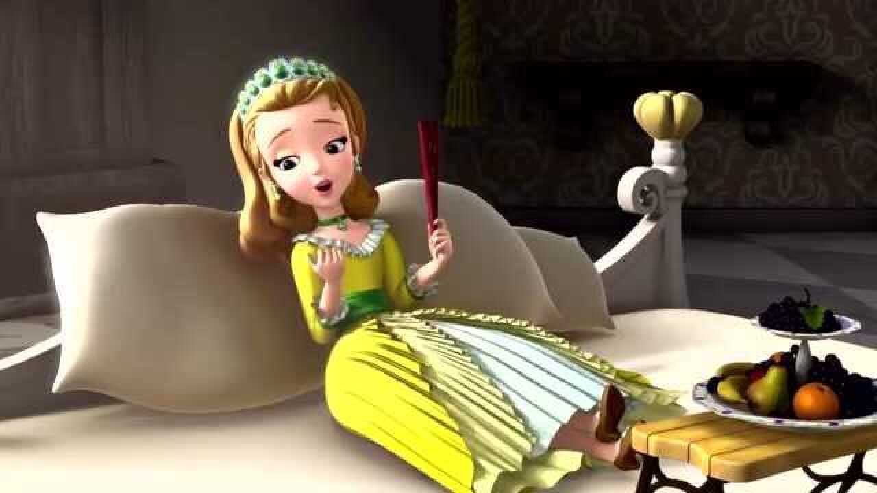 小公主苏菲亚第4季安柏公主触发了机关无意间发现一条秘密通道