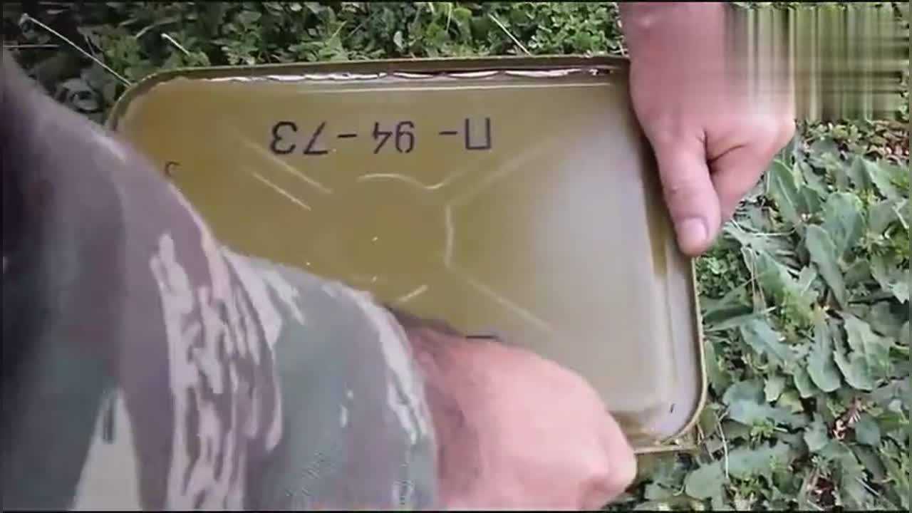 你没看错,这就是大口径狙击枪的子弹,包装也是高大上_腾讯视频