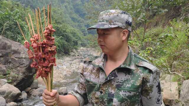 牛肉大烤串,这样吃才叫爽,一口一块,真享受