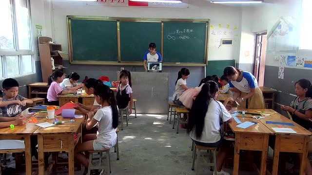 担当者行动2018未来英才夏令营重庆关面乡中心小学美术与手工