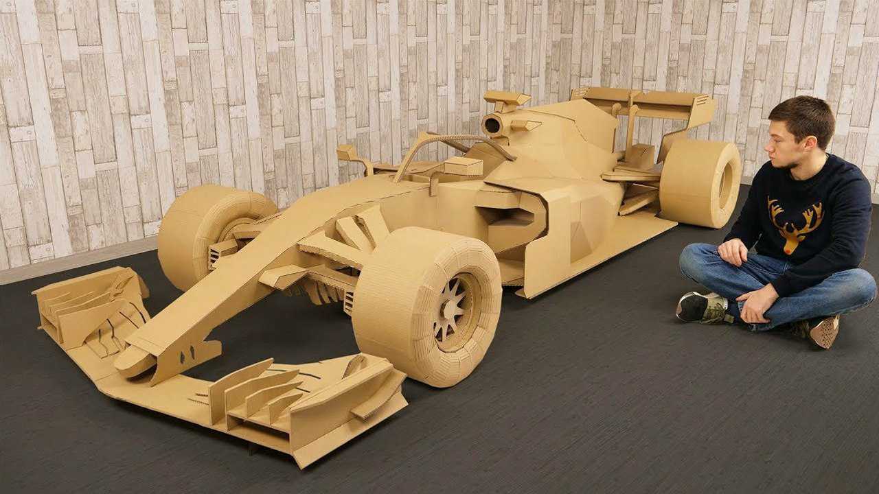 用纸板制作f1赛车,这动手能力太强了