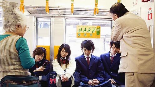为什么日本的公交车上，没有人给老人让座？这回可别错怪日本人了