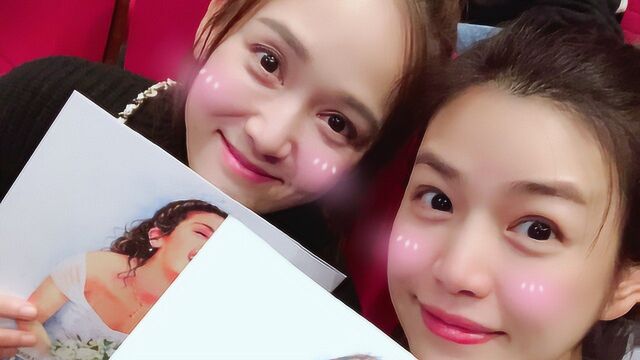 陈妍希陈乔恩素颜如妙龄少女,但全身照中陈妍希却胖到凸肚