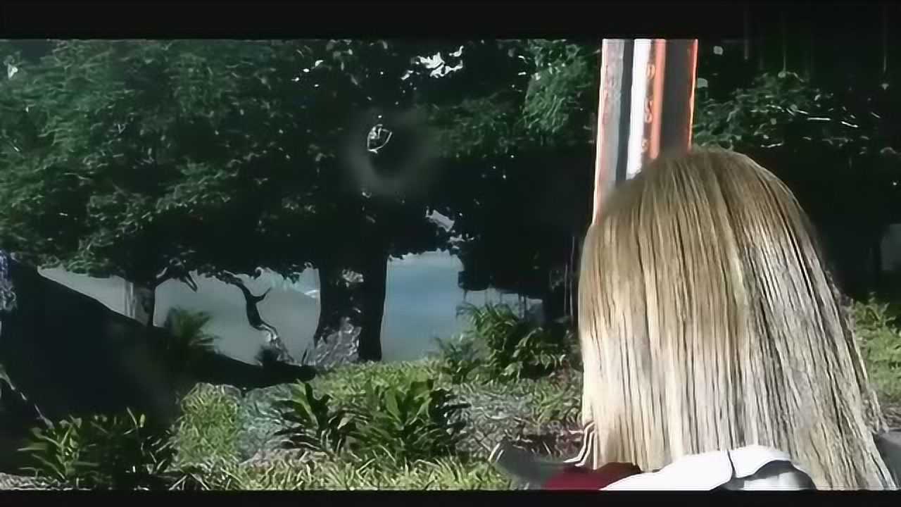 雄兵连比彦更美的天使繁星可惜刚露脸就被鳄鱼秒杀了