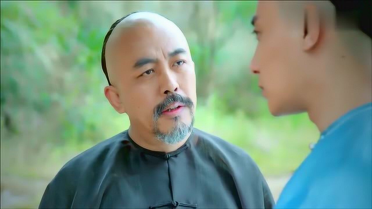 风际中看不惯韦小宝,教唆儿子杀了他,两人密谋坏事