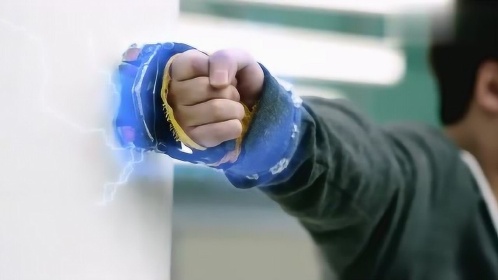 传奇英雄传奇英雄马啸自毁召唤器刘沛得到新英雄牌马啸