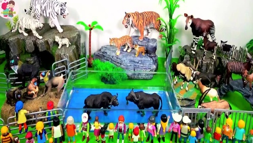 儿童小农场 动物玩具 一群猴子吃水果 儿童玩具亲子互动小臭臭亲子互动