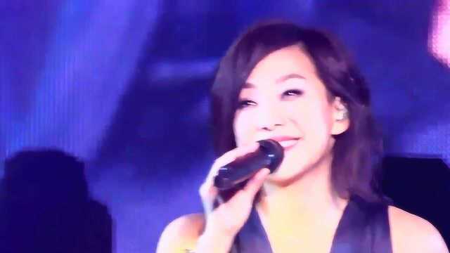 林忆莲演唱的《失踪》29岁那年的失恋,才真正懂这歌曲