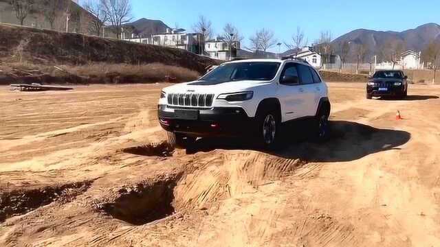 预算30万内该如何选Jeep新自由光? 先搞懂它的“硬”配置