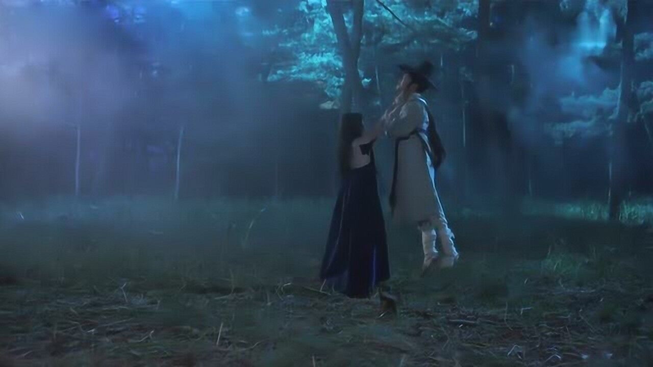 夜行书生:美女林中遇鬼,锁她喉掐她脖,书生及时出现帅的一批!_电视剧_高清完整版视频在线观看_腾讯视频