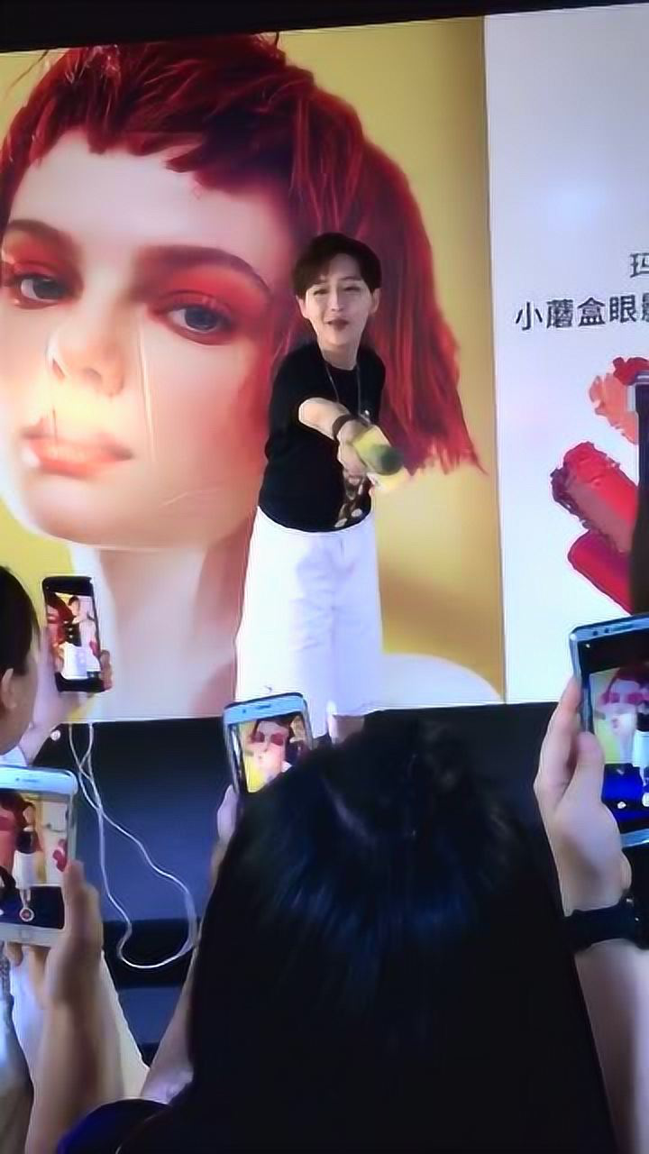 还有人认识她么北京女子图鉴黄汐源王依萌唱二十四节气_腾讯视频