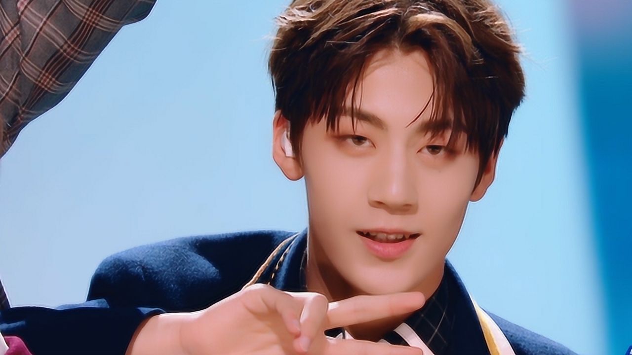 创造营2019:哈士奇任世豪,暂离舞台,回忆他的舞台表演