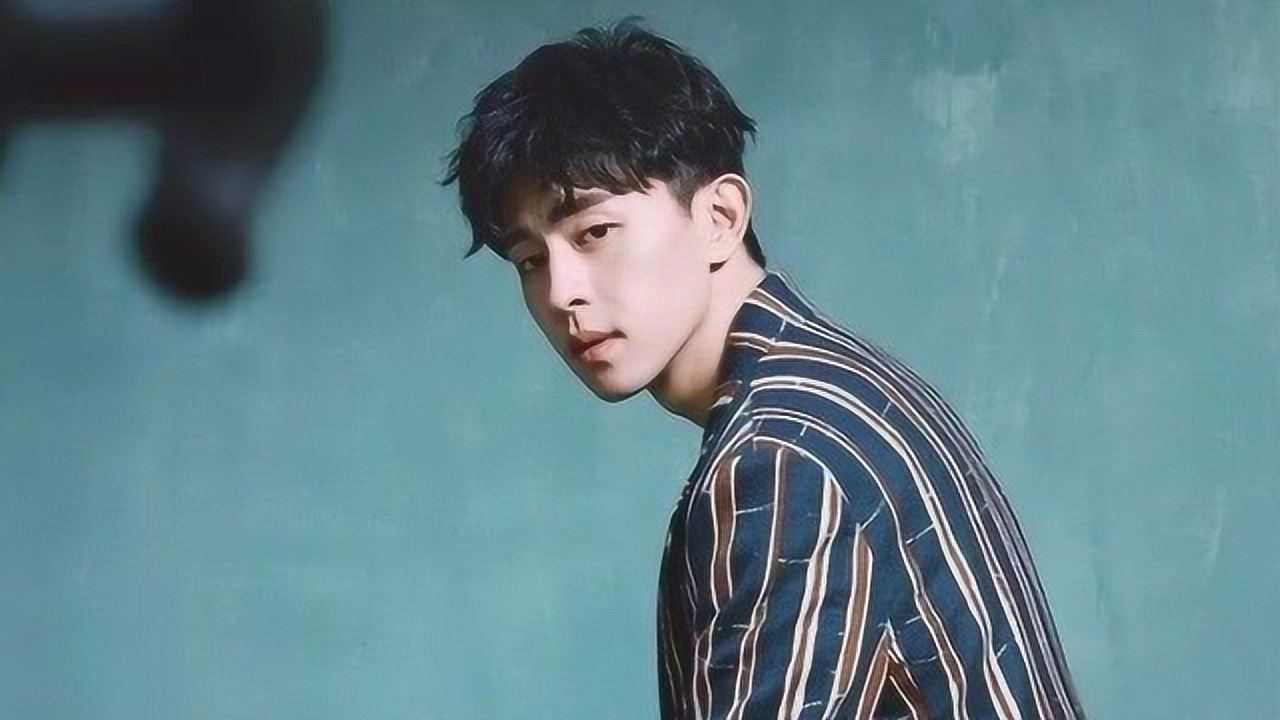 关于初恋是什么,我想邓伦可以告诉你,承包邓伦的笑容!