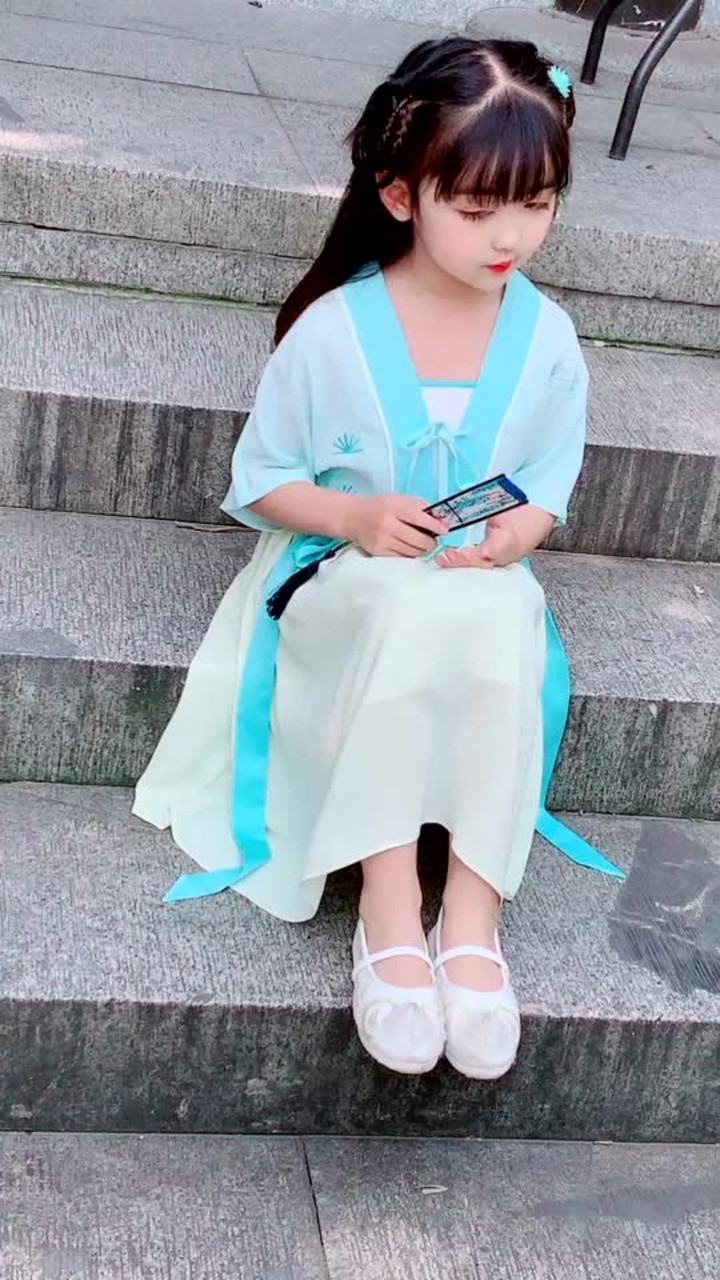 古装宝贝甜甜萱儿巴啦啦小萝莉小小萌娃