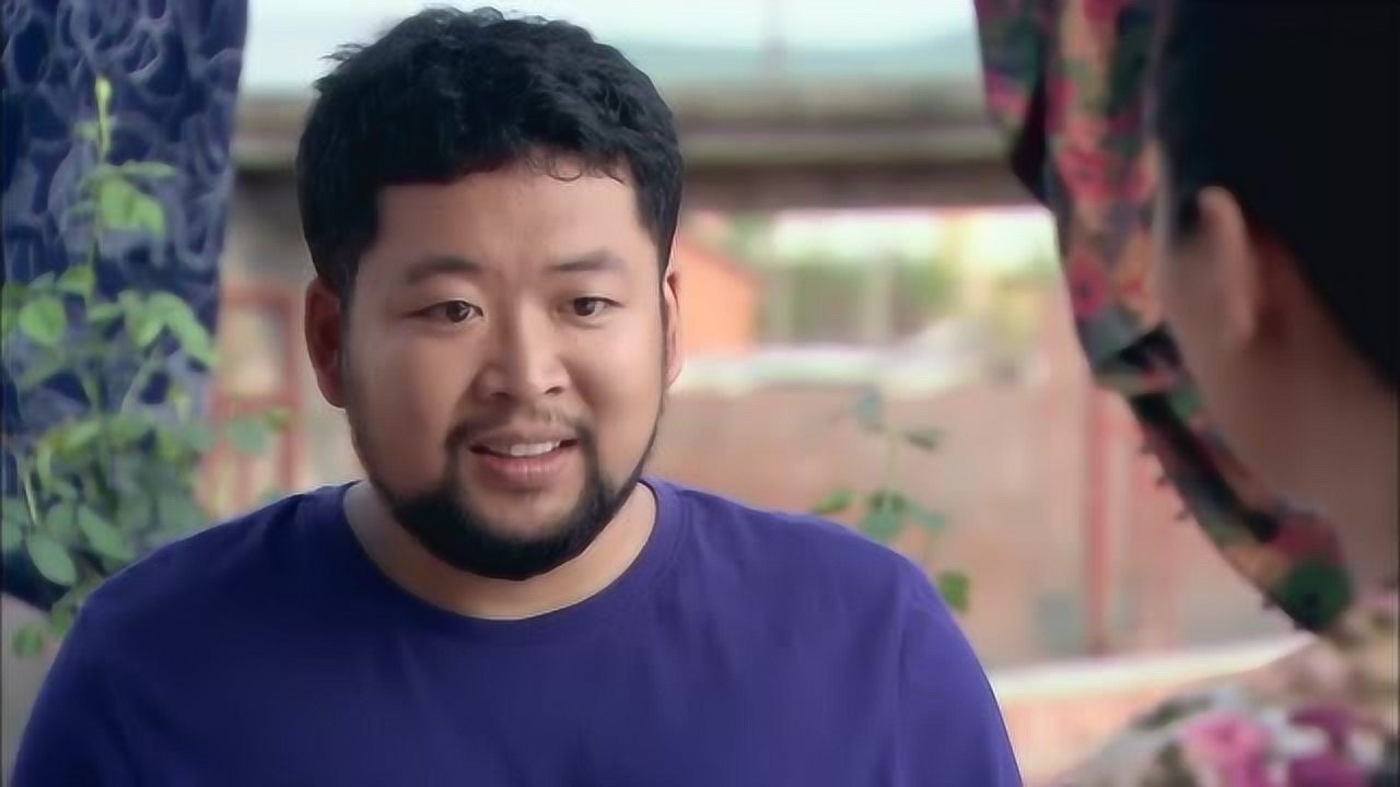 大村官:修睿表白小寡妇,这小寡妇长的还挺标致