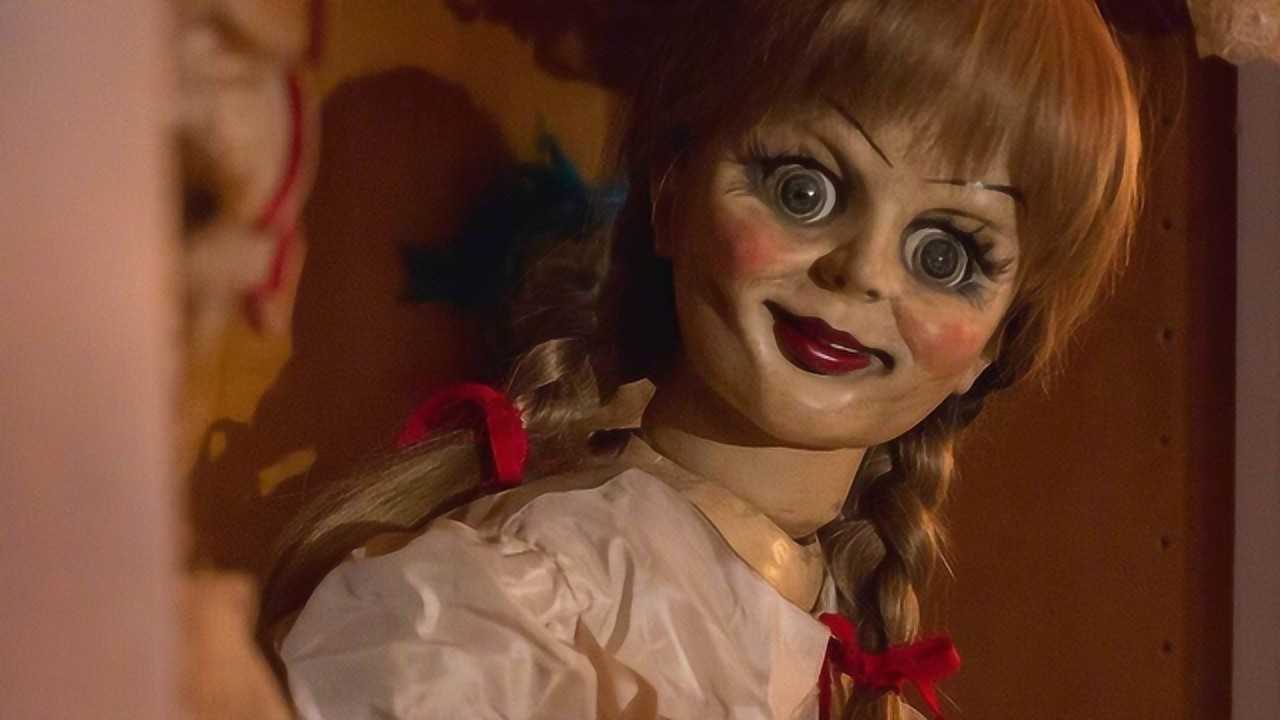 安娜贝尔3长得丑不是错出来吓人就不应该