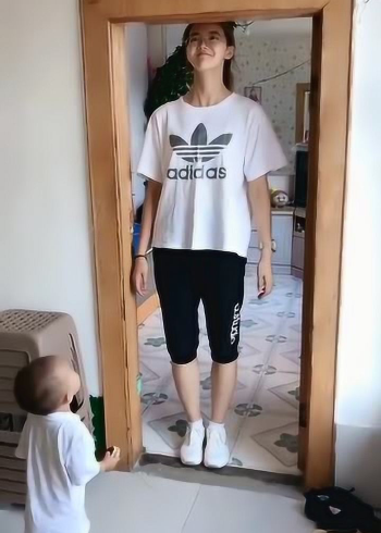 身高195跆拳道黑带长得这么丑看来嫁不出去了