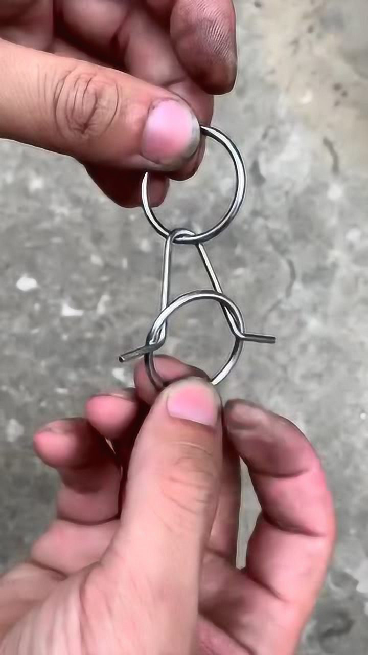 这个简单不,网友:九连环是最难的,可惜你不会!