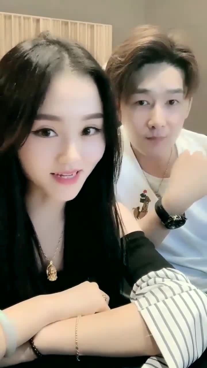 陈雅森的老婆的图片图片