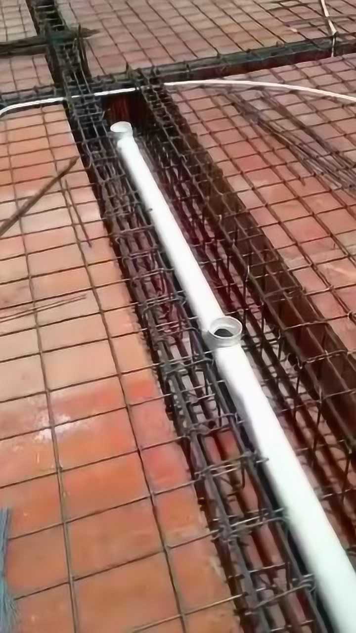 水管预埋在梁里的老师傅如果水管打断了您该怎么接呢