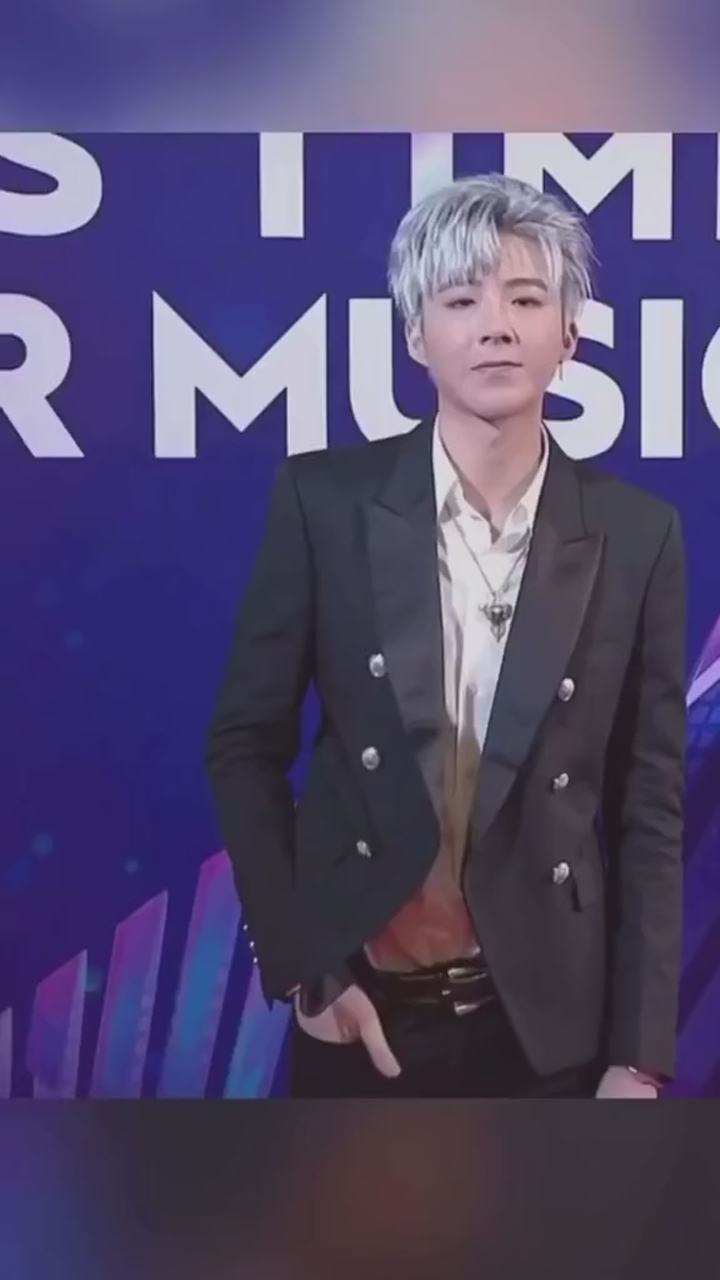 摩登兄弟刘宇宁银发王子