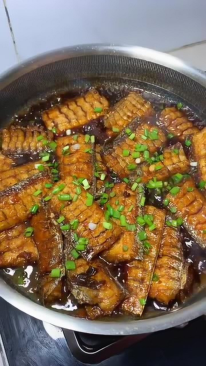 美食 家常做法红烧刀鱼